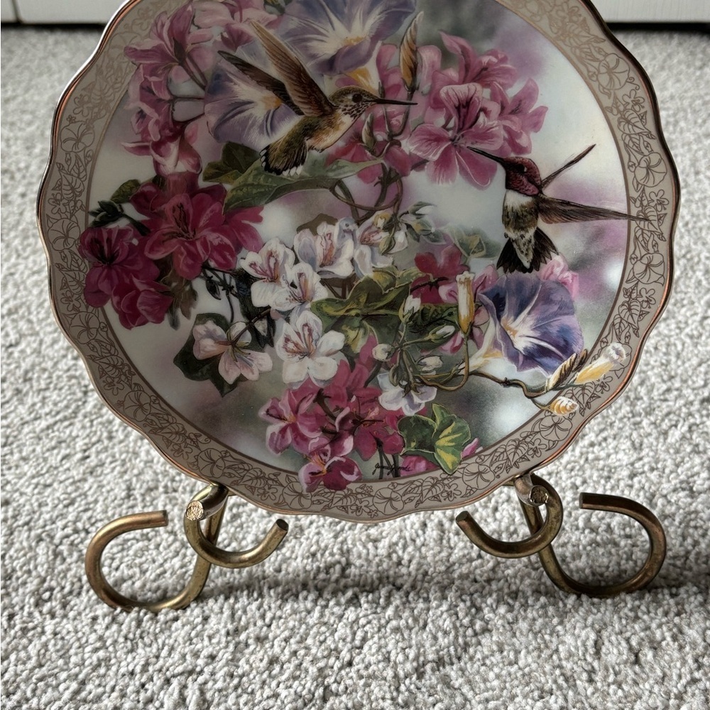 Floral Harmony Decorative Plate with Hummingbirds - Picture 5 of 6